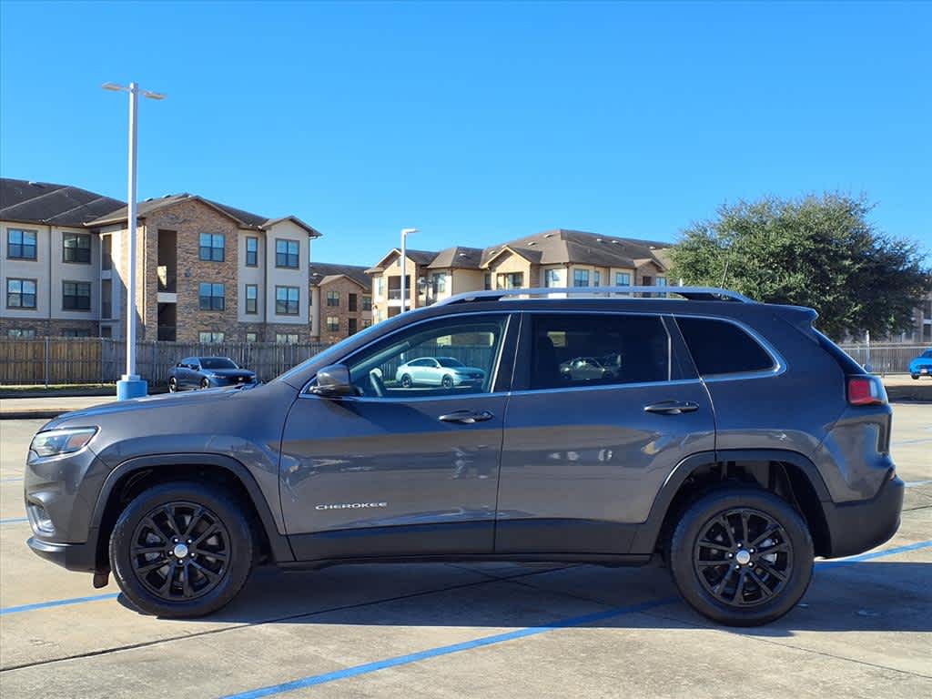 Thumbnail: 2020 Jeep Cherokee - 3