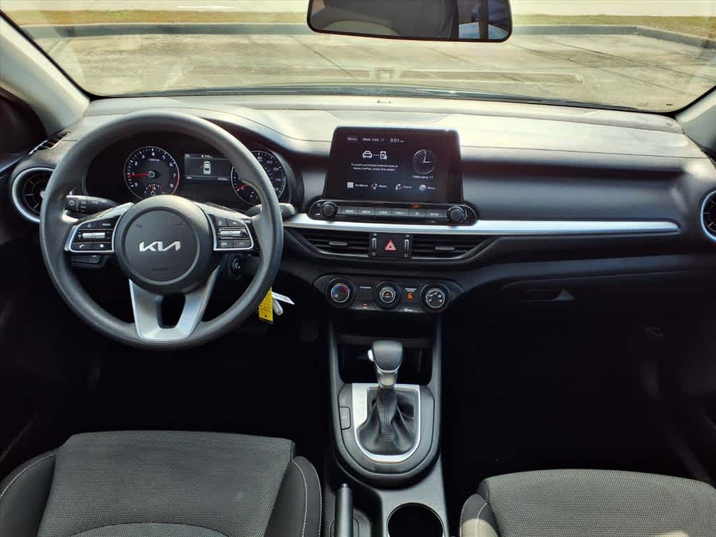 Thumbnail: 2024 Kia Forte - 10