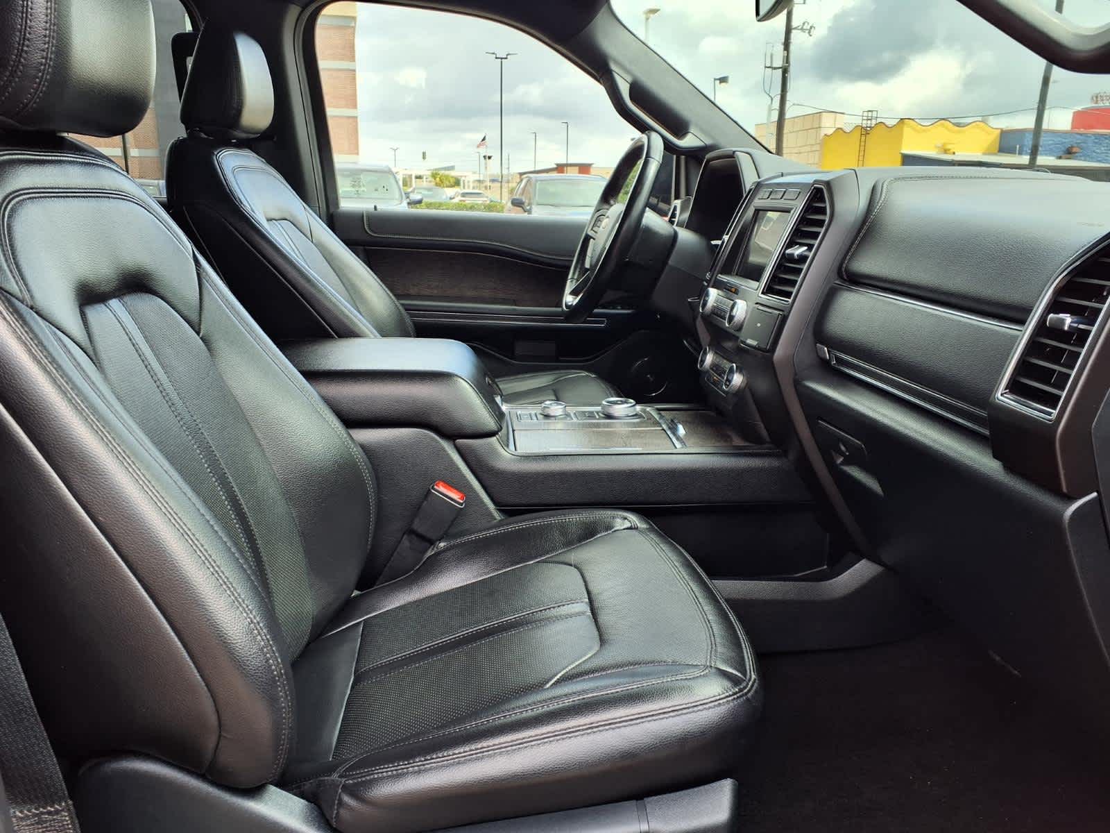 Thumbnail: 2021 Ford Expedition - 12