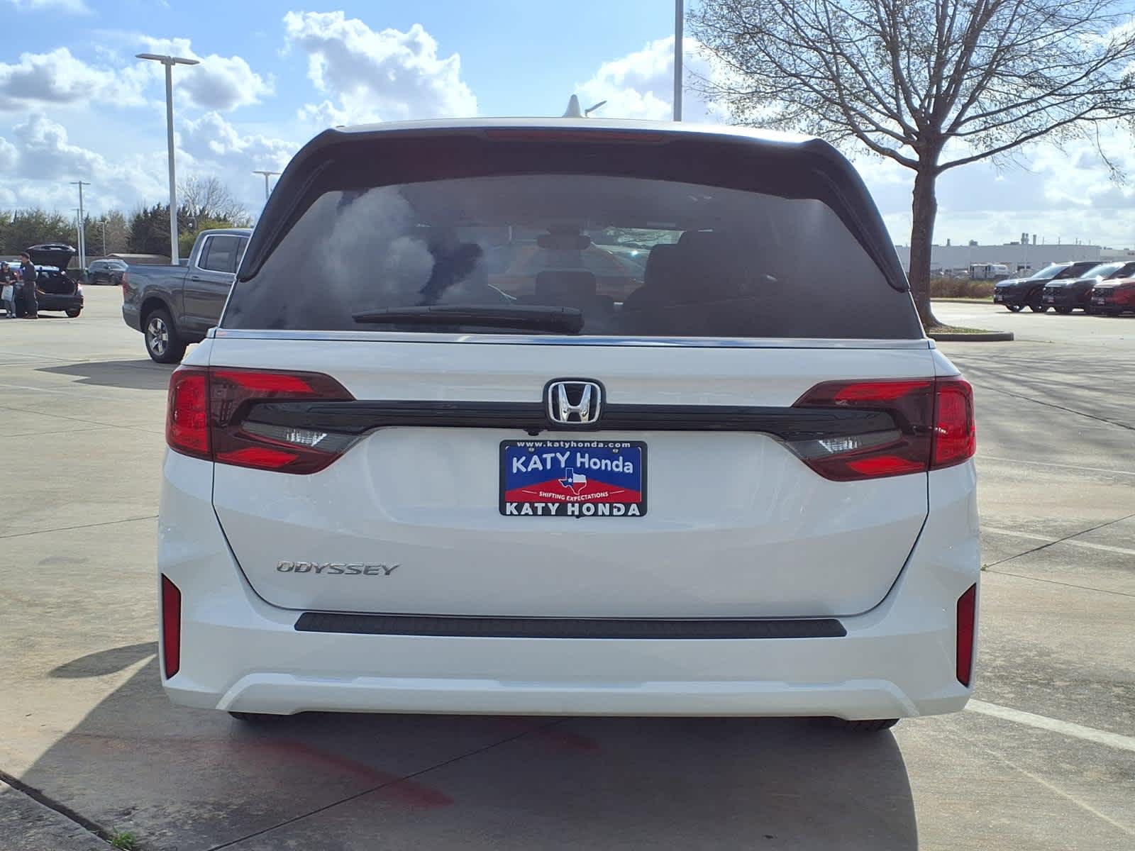 Thumbnail: 2026 Honda Odyssey - 6