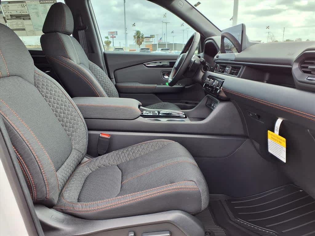 Thumbnail: 2026 Honda Pilot - 12