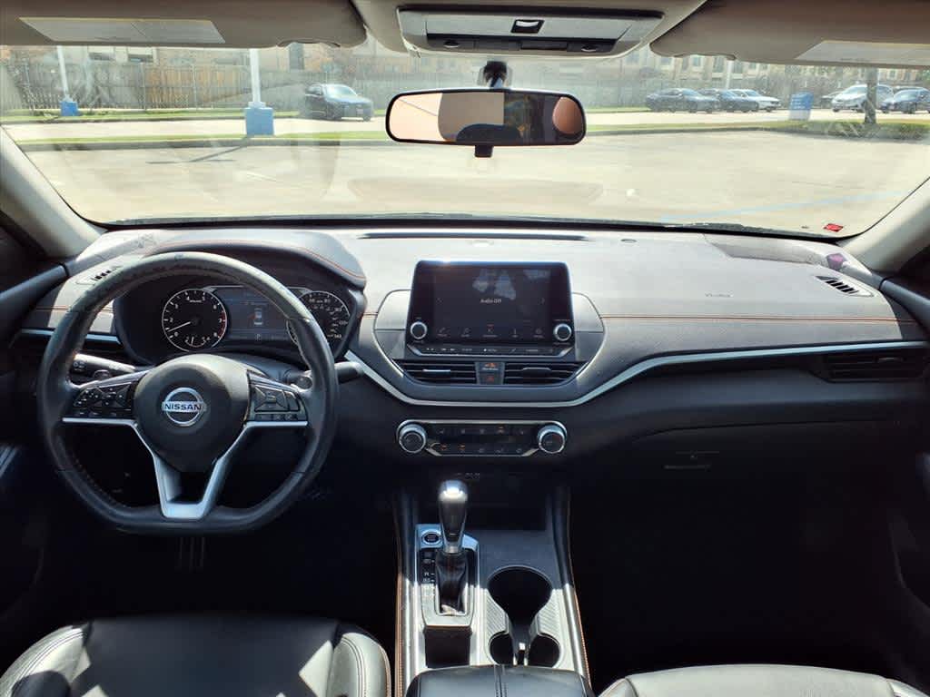 Thumbnail: 2019 Nissan Altima - 13