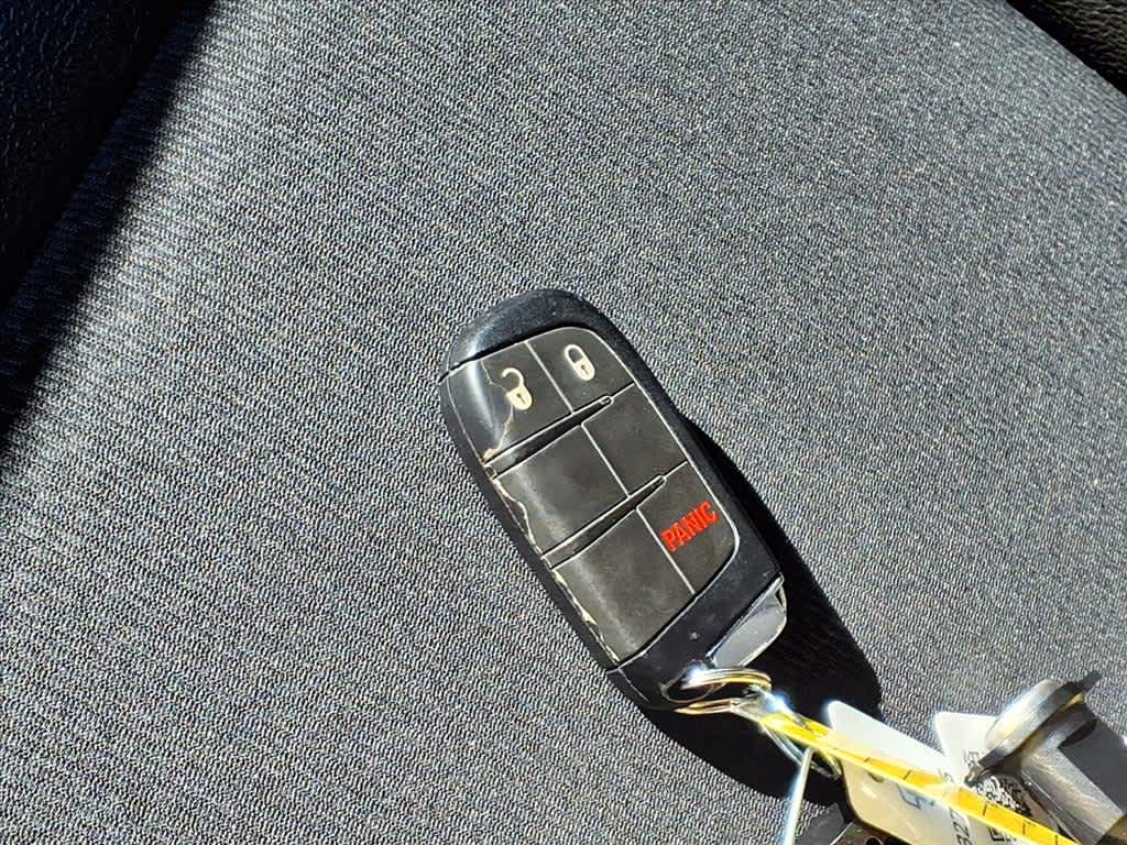 Thumbnail: 2023 Jeep Compass - 24