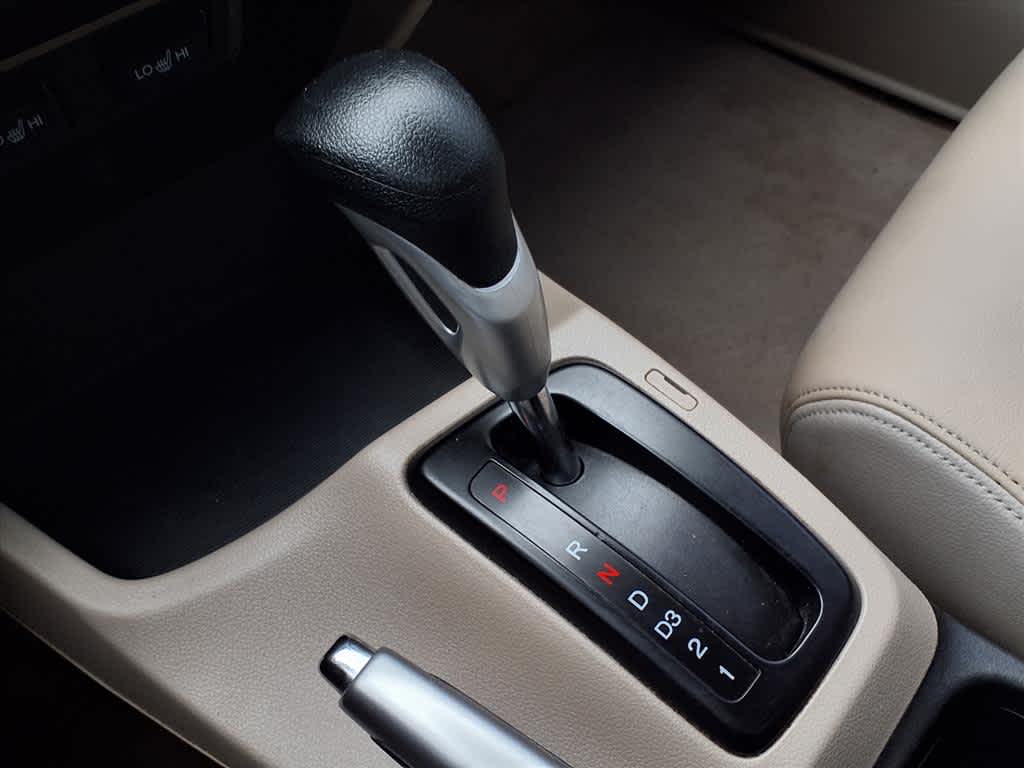 Thumbnail: 2012 Honda Civic - 17