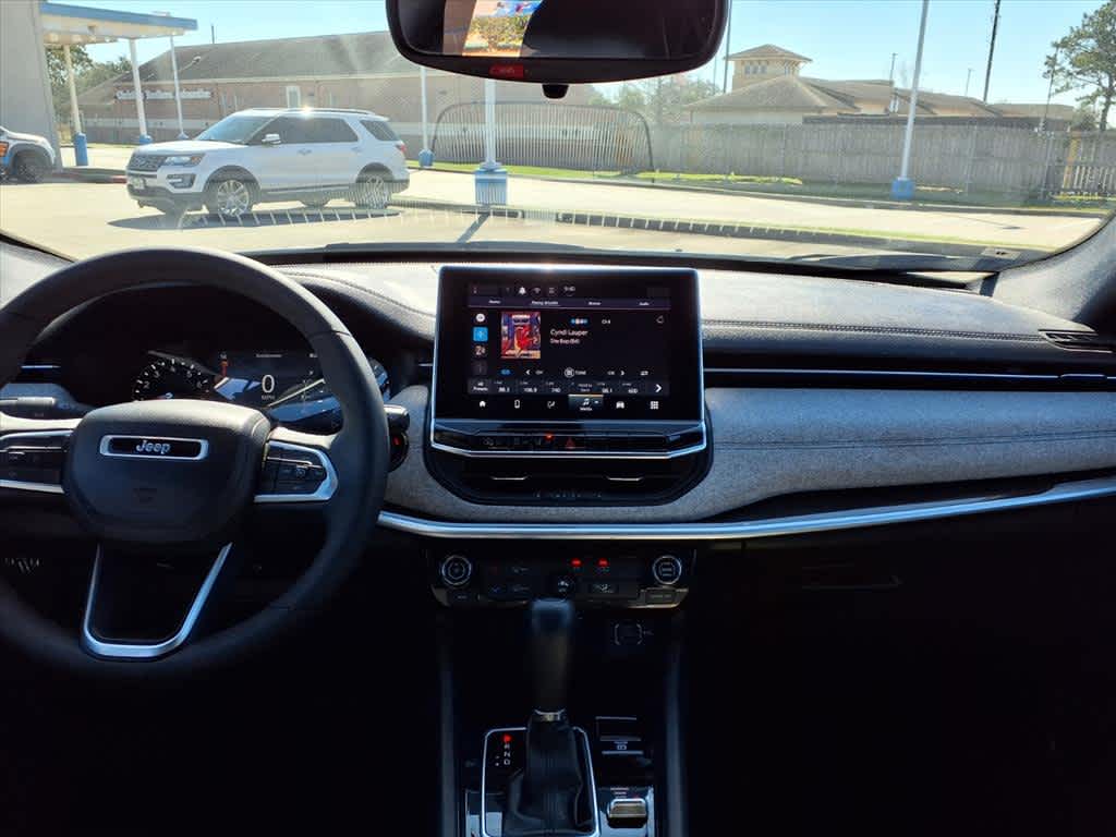 Thumbnail: 2024 Jeep Compass - 16