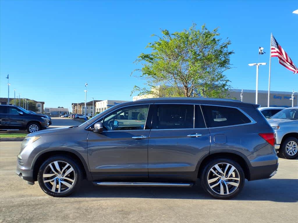 Thumbnail: 2016 Honda Pilot - 4