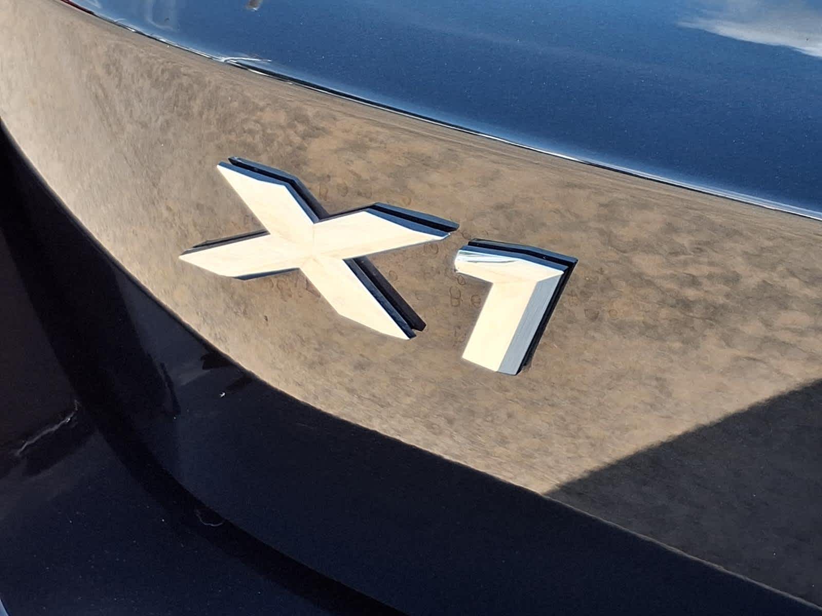 2024 BMW X1 28i - Photo 9