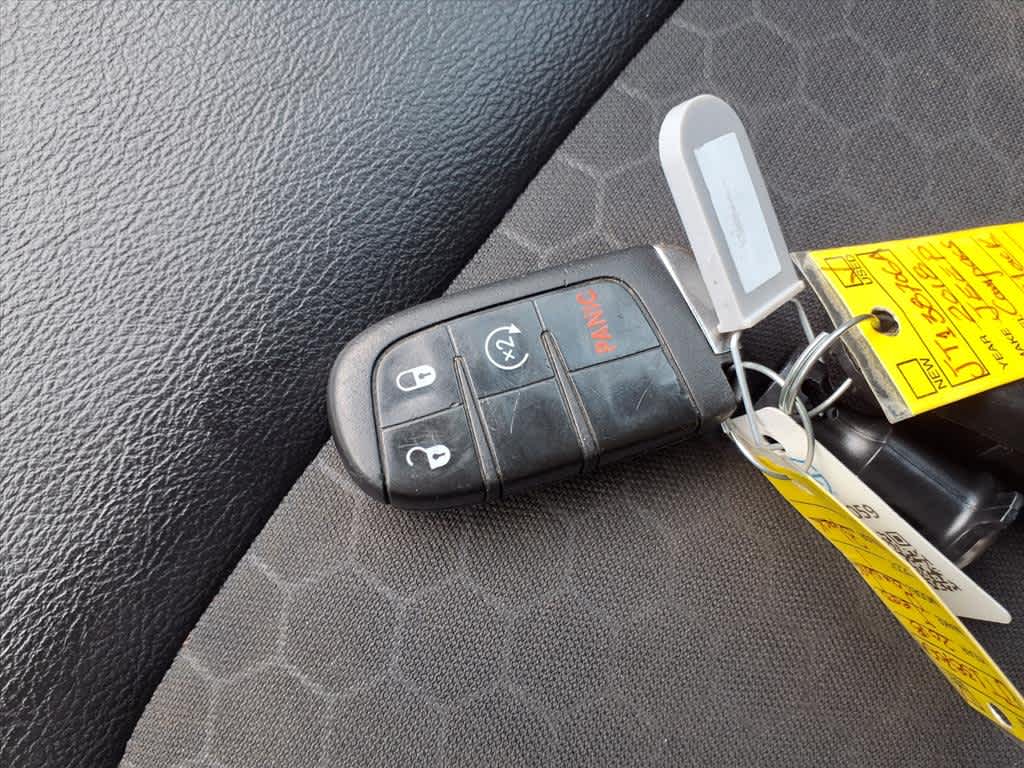 Thumbnail: 2018 Jeep Compass - 20