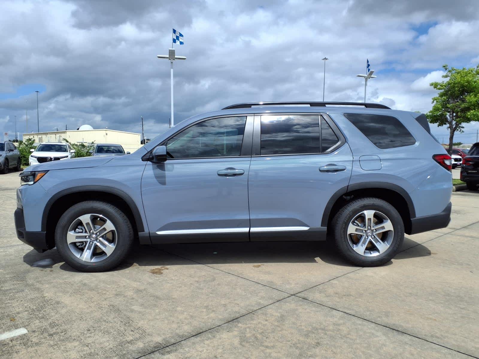 Thumbnail: 2026 Honda Pilot - 3