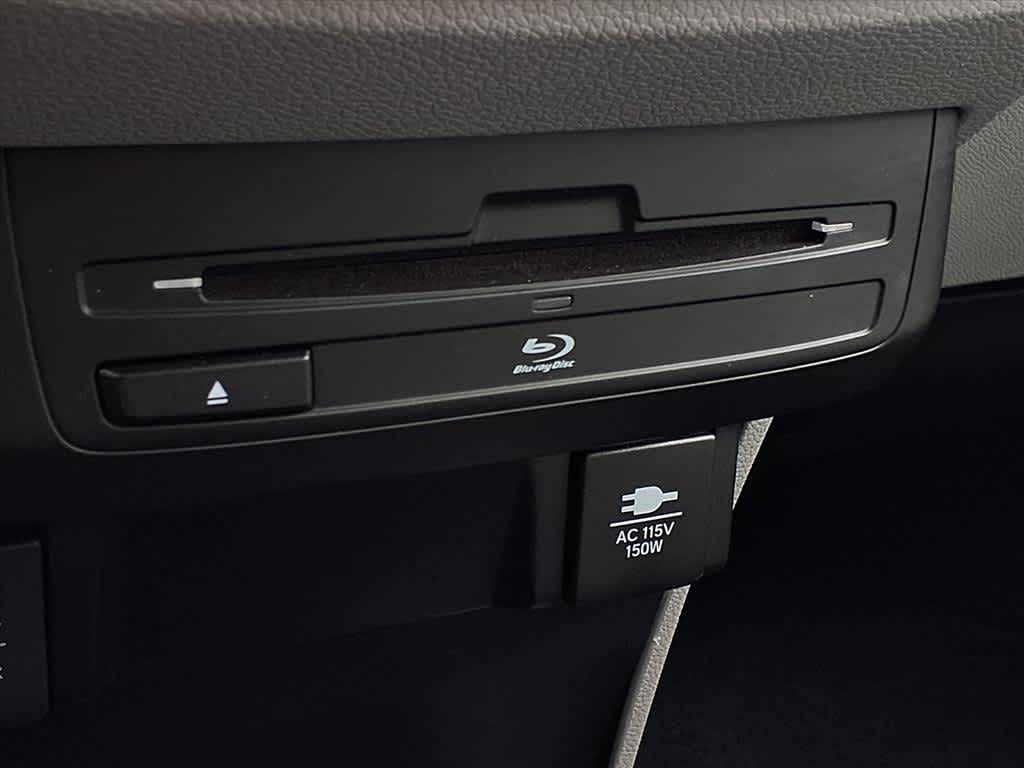 Thumbnail: 2018 Honda Odyssey - 25