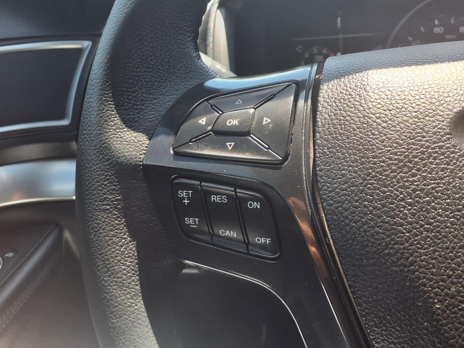 Thumbnail: 2017 Ford Explorer - 20