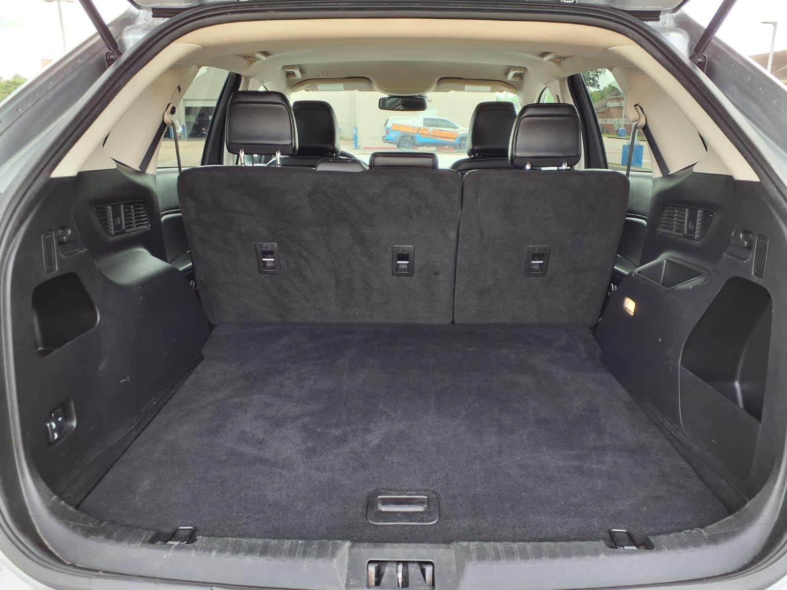 Thumbnail: 2024 Ford Edge - 9