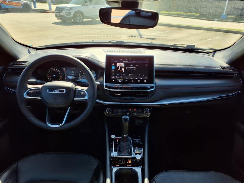 Thumbnail: 2023 Jeep Compass - 10