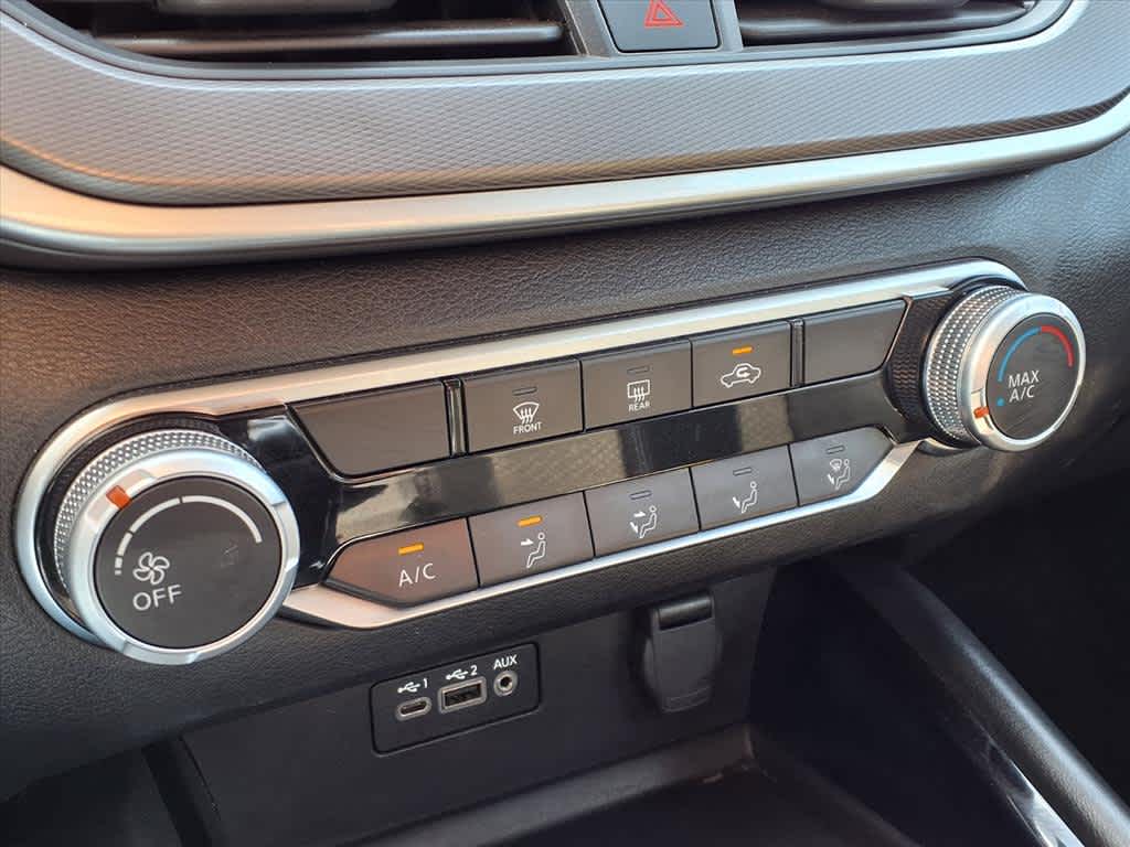 Thumbnail: 2024 Nissan Altima - 17