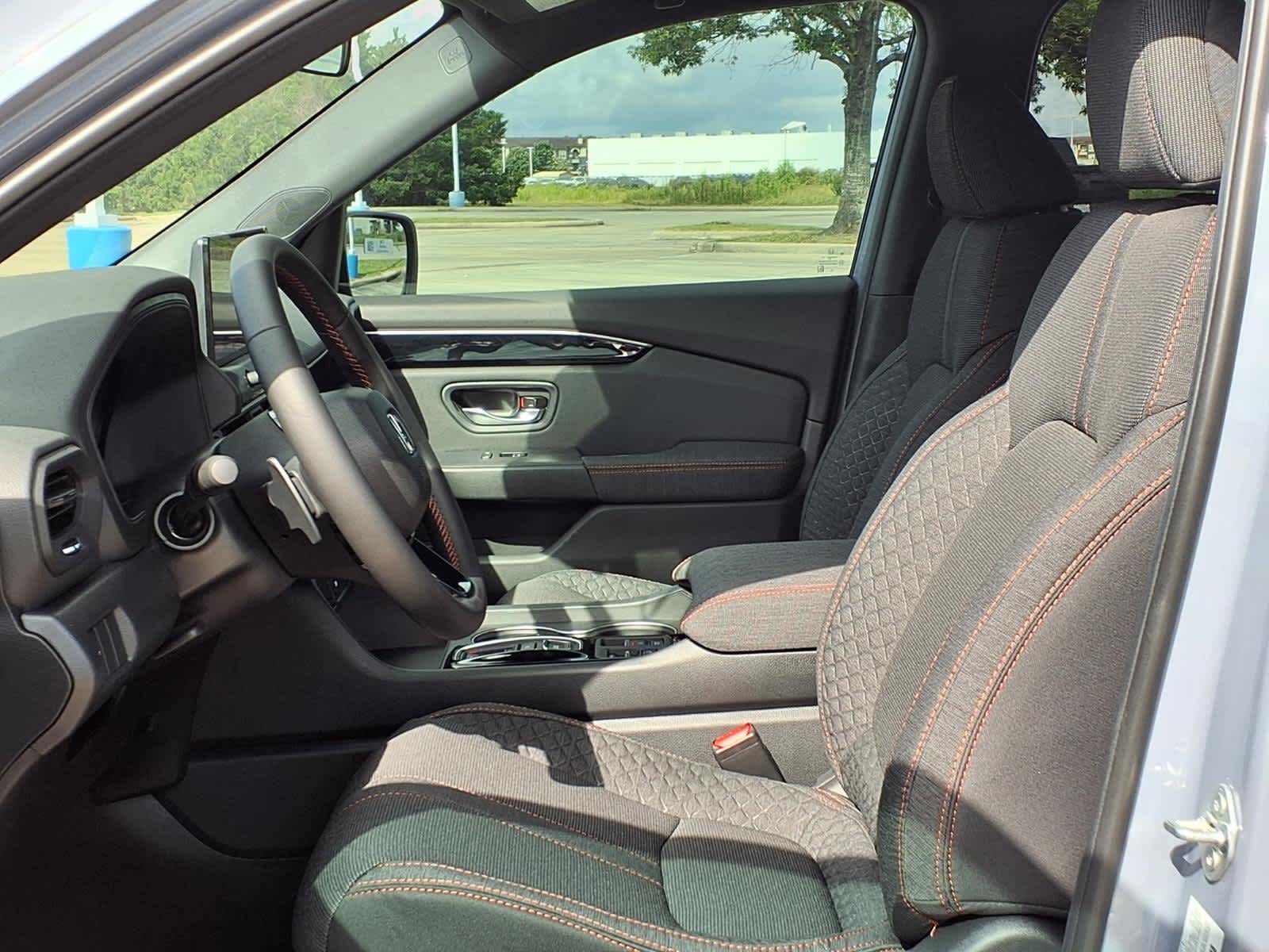 Thumbnail: 2026 Honda Pilot - 10
