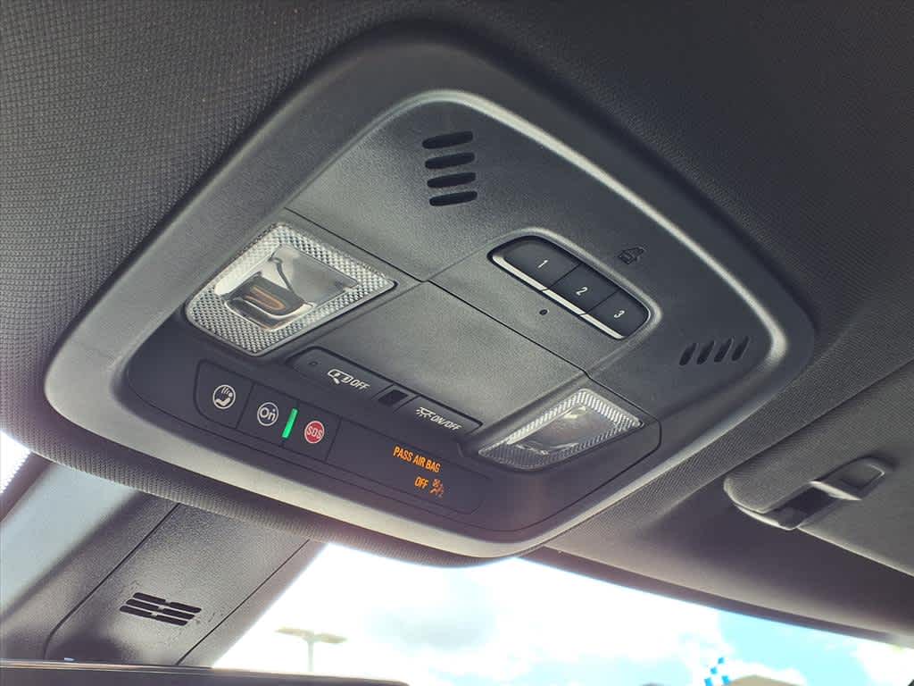 Thumbnail: 2022 Chevrolet Traverse - 23