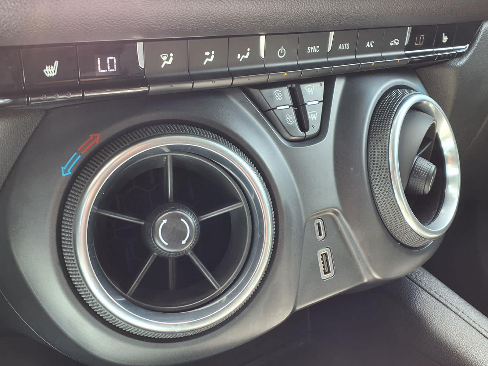 Thumbnail: 2019 Chevrolet Blazer - 18