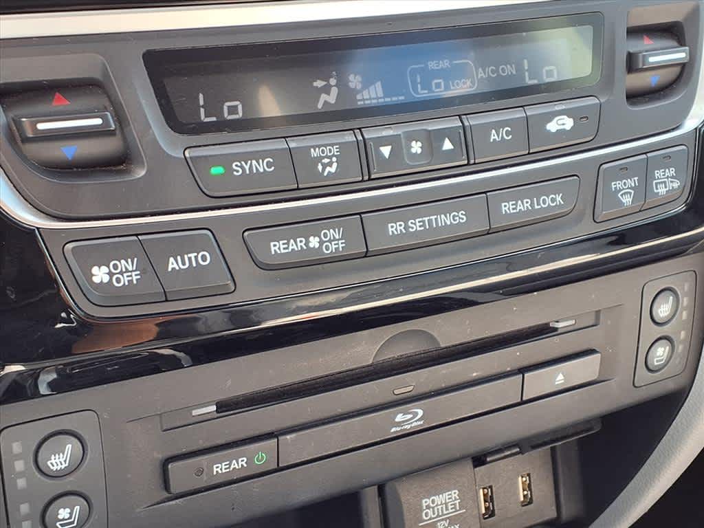 Thumbnail: 2018 Honda Pilot - 20