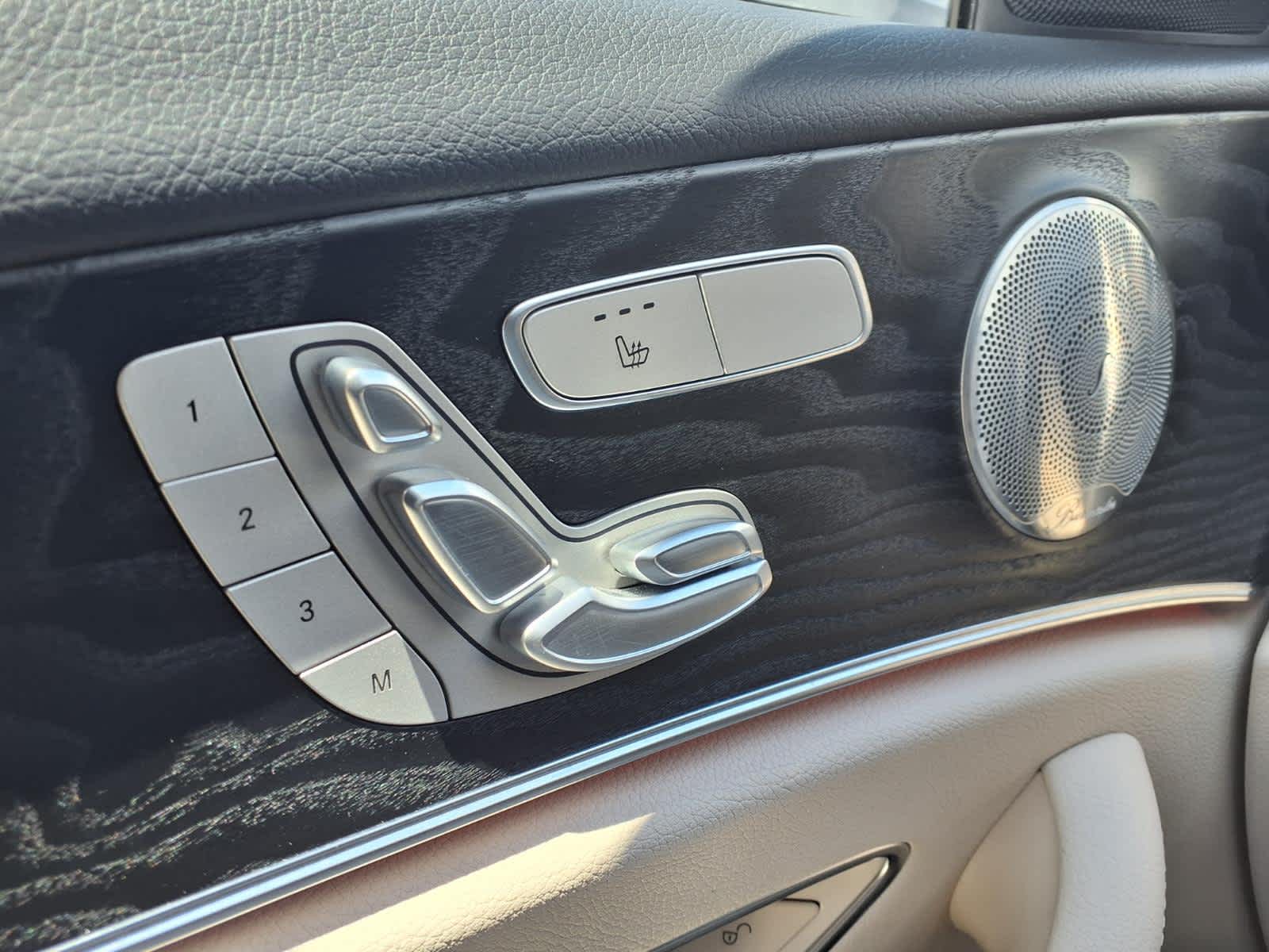 Thumbnail: 2022 Mercedes-Benz E-Class - 23