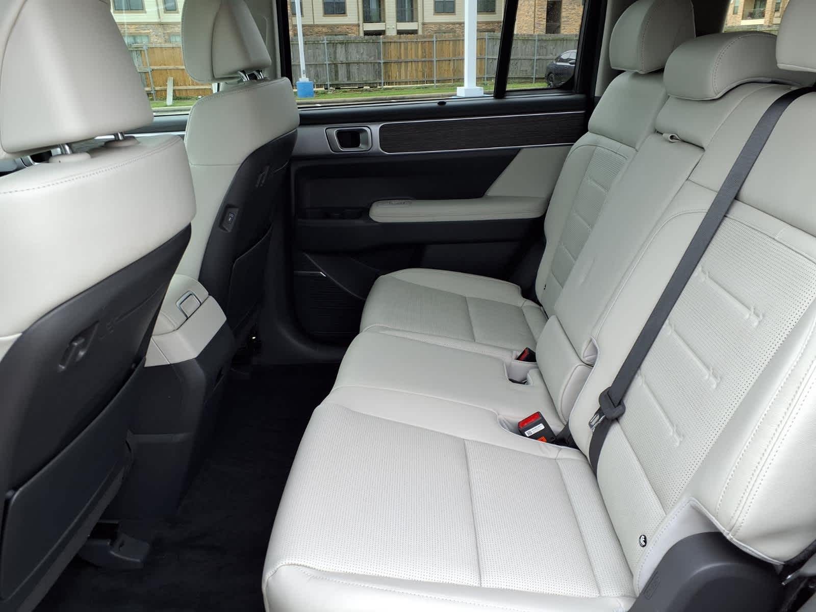 Thumbnail: 2024 Hyundai Santa Fe - 10