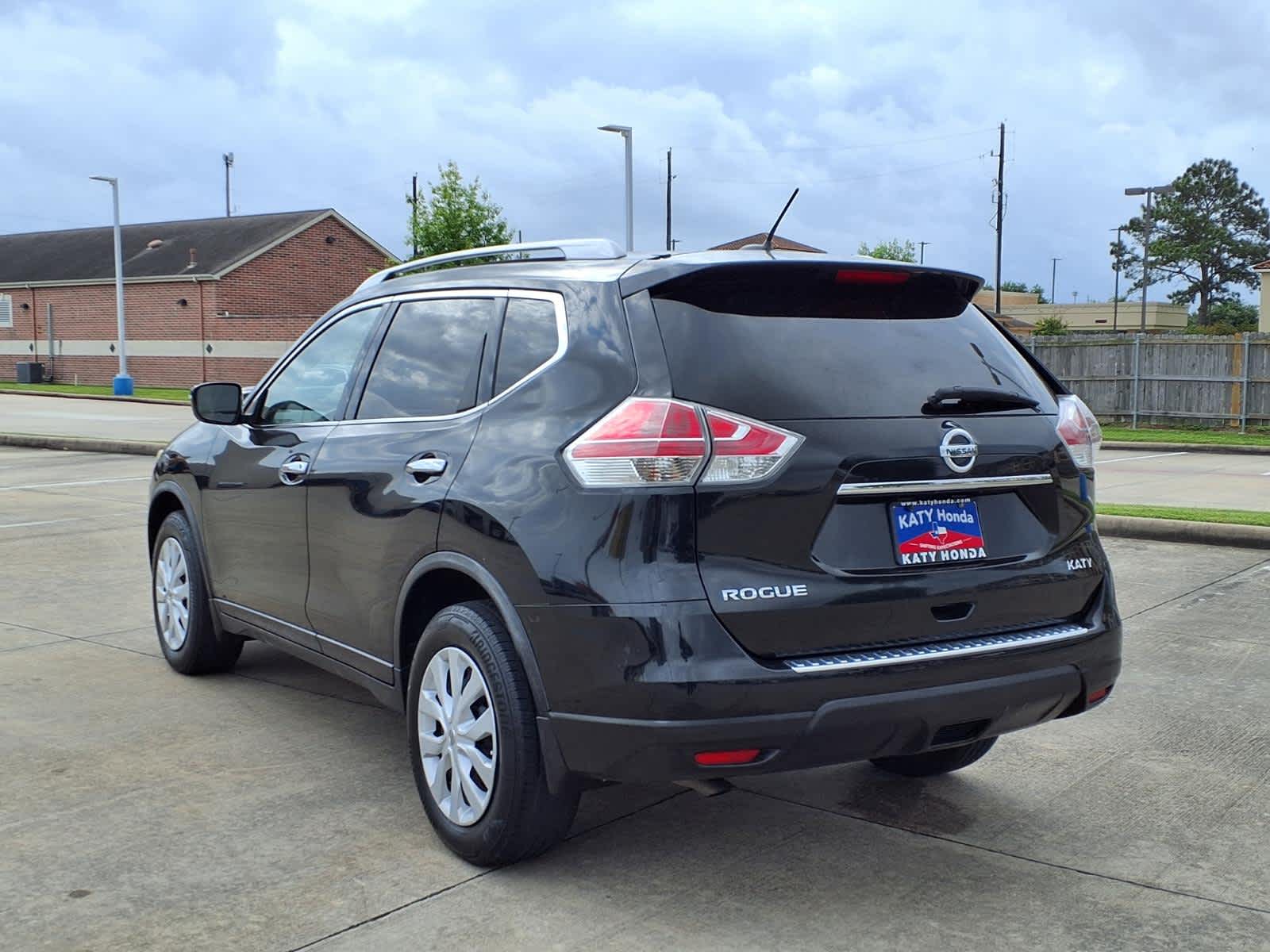 Thumbnail: 2016 Nissan Rogue - 5