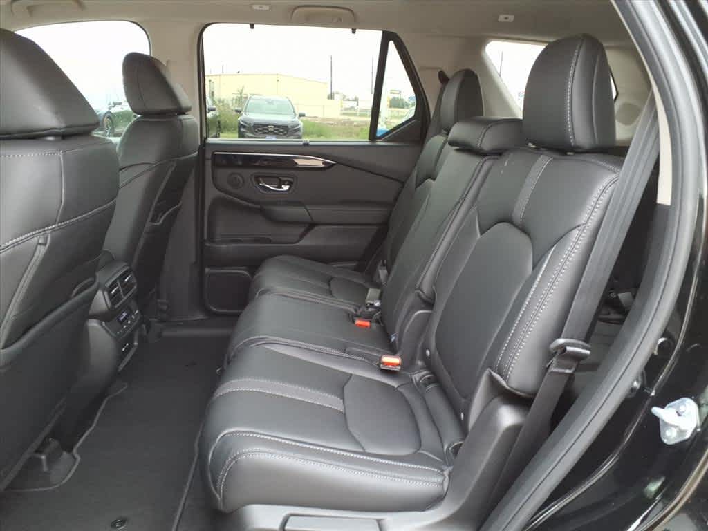 Thumbnail: 2025 Honda Pilot - 13