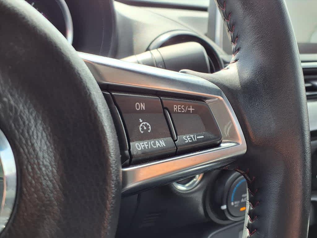 Thumbnail: 2016 Mazda MX-5 Miata - 18