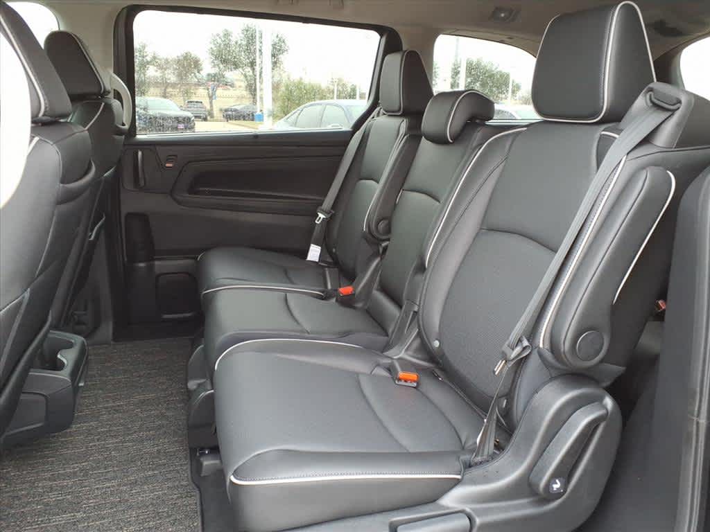 Thumbnail: 2026 Honda Odyssey - 13