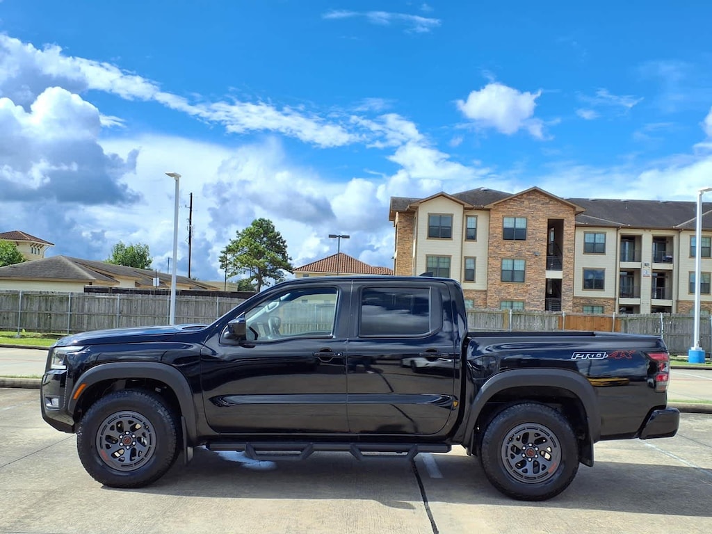 Used 2025 Nissan Frontier PRO-4X Truck Crew Cab