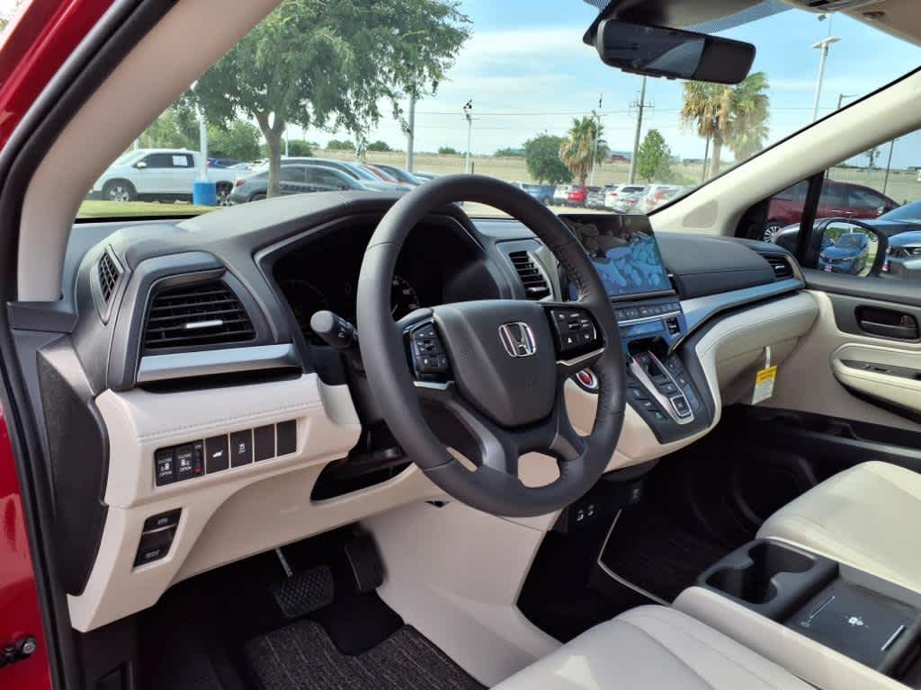 Thumbnail: 2025 Honda Odyssey - 2