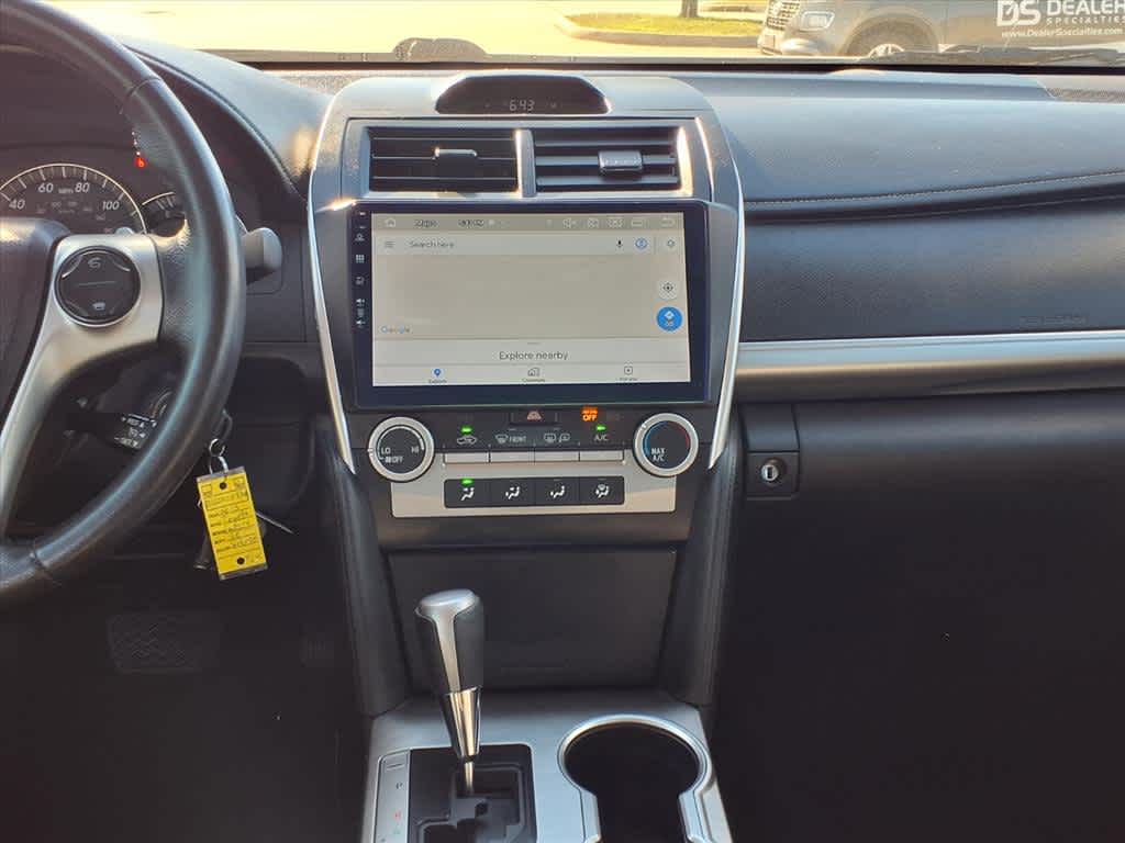 Thumbnail: 2013 Toyota Camry - 16