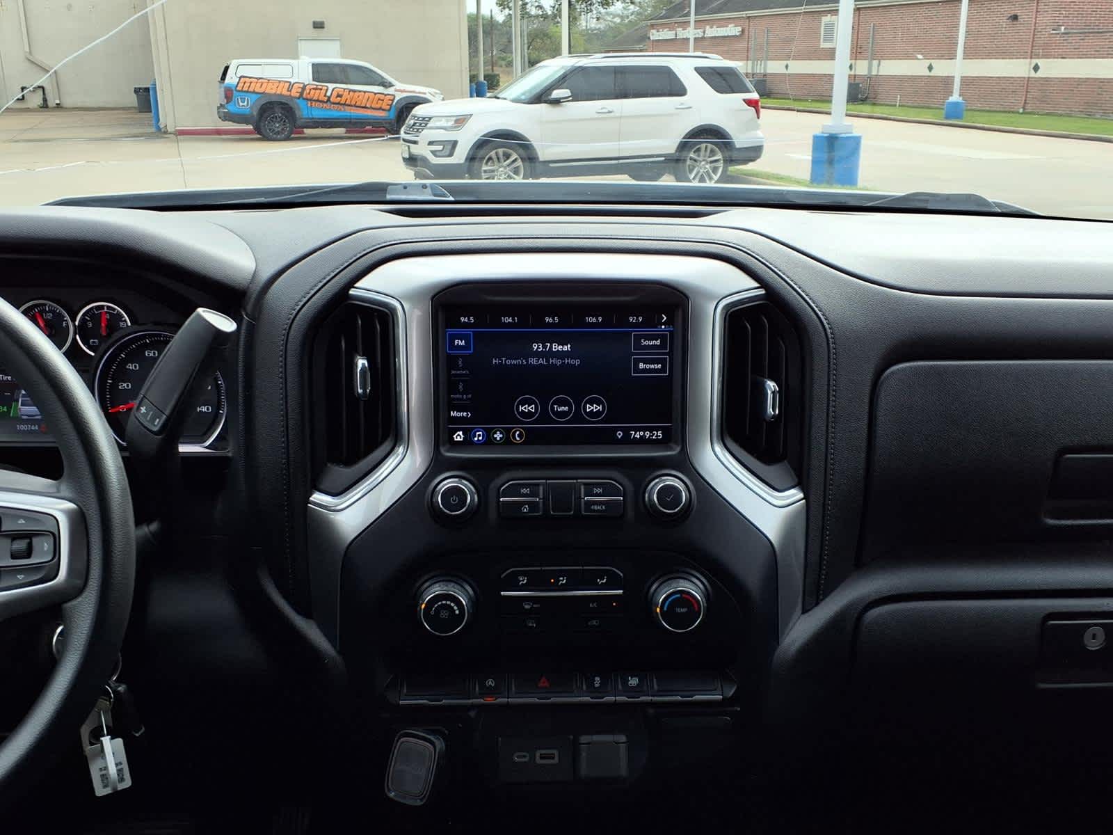 Thumbnail: 2020 Chevrolet Silverado 1500 - 16