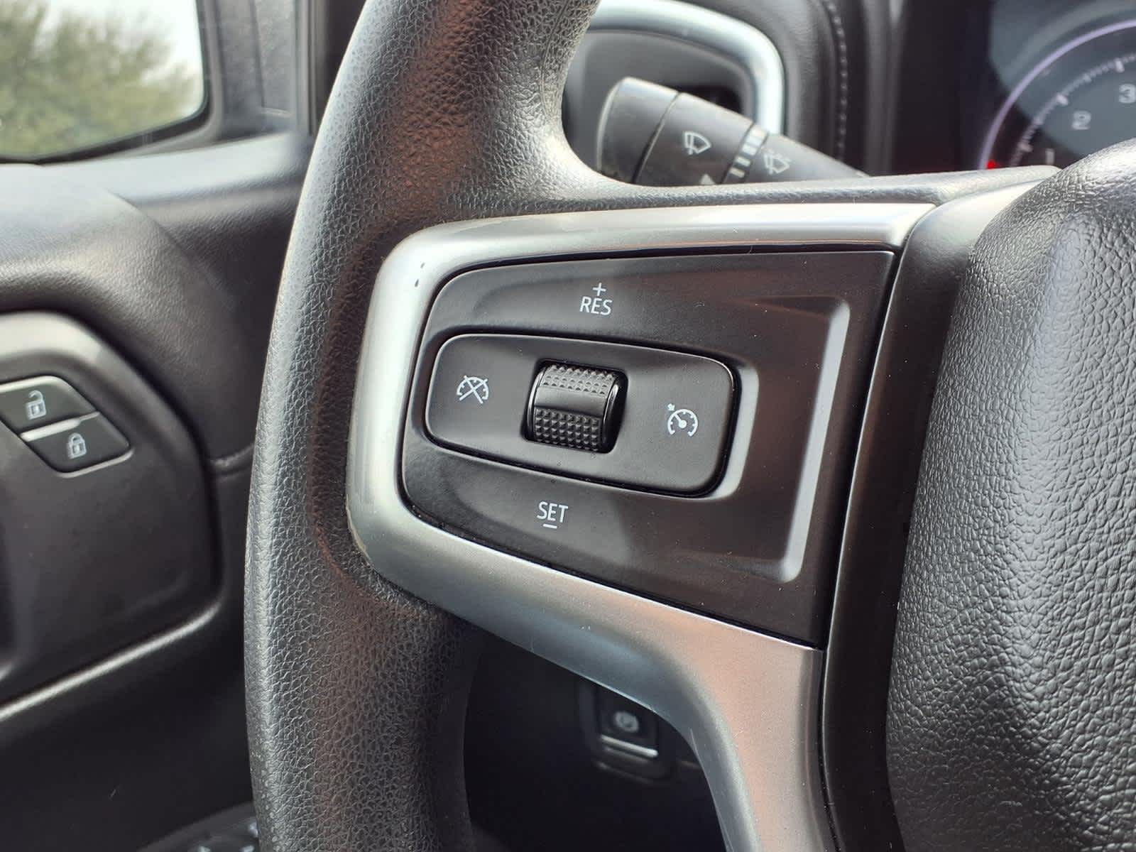 Thumbnail: 2020 Chevrolet Silverado 1500 - 19