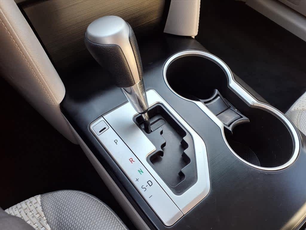 Thumbnail: 2014 Toyota Camry - 23