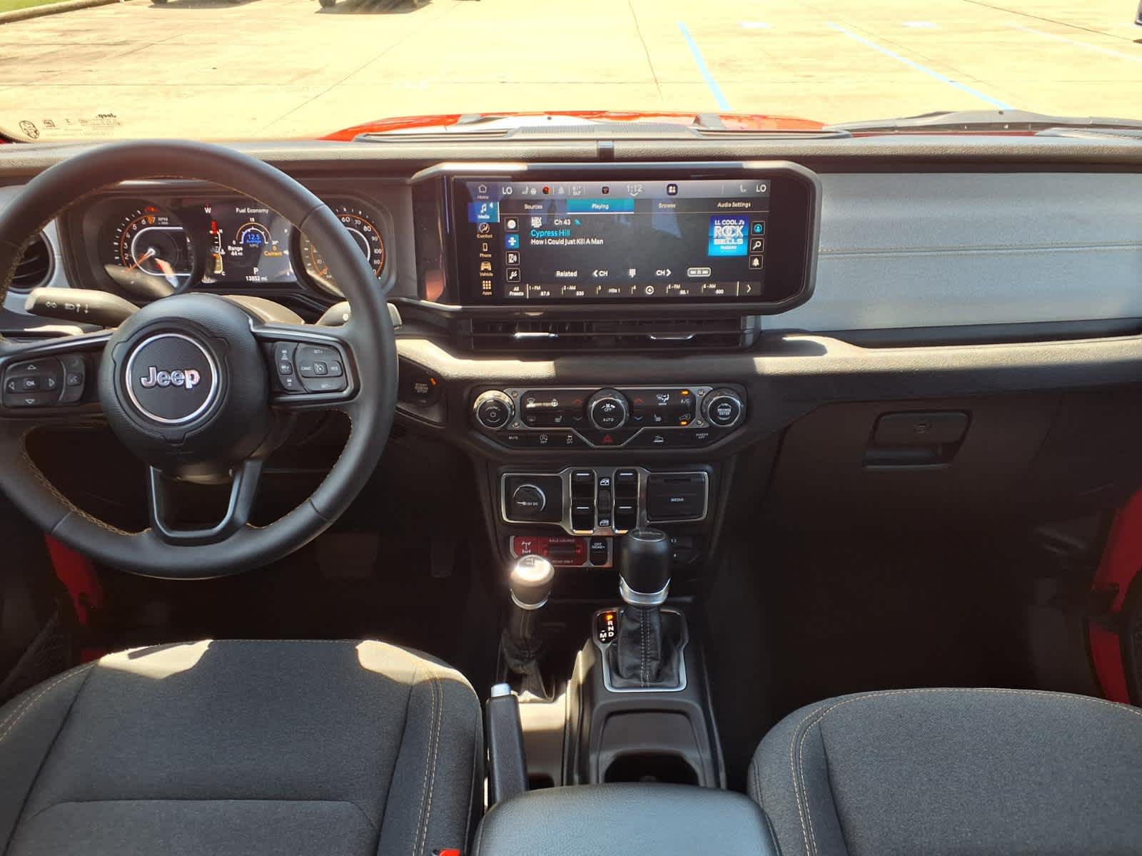 Thumbnail: 2024 Jeep Gladiator - 9