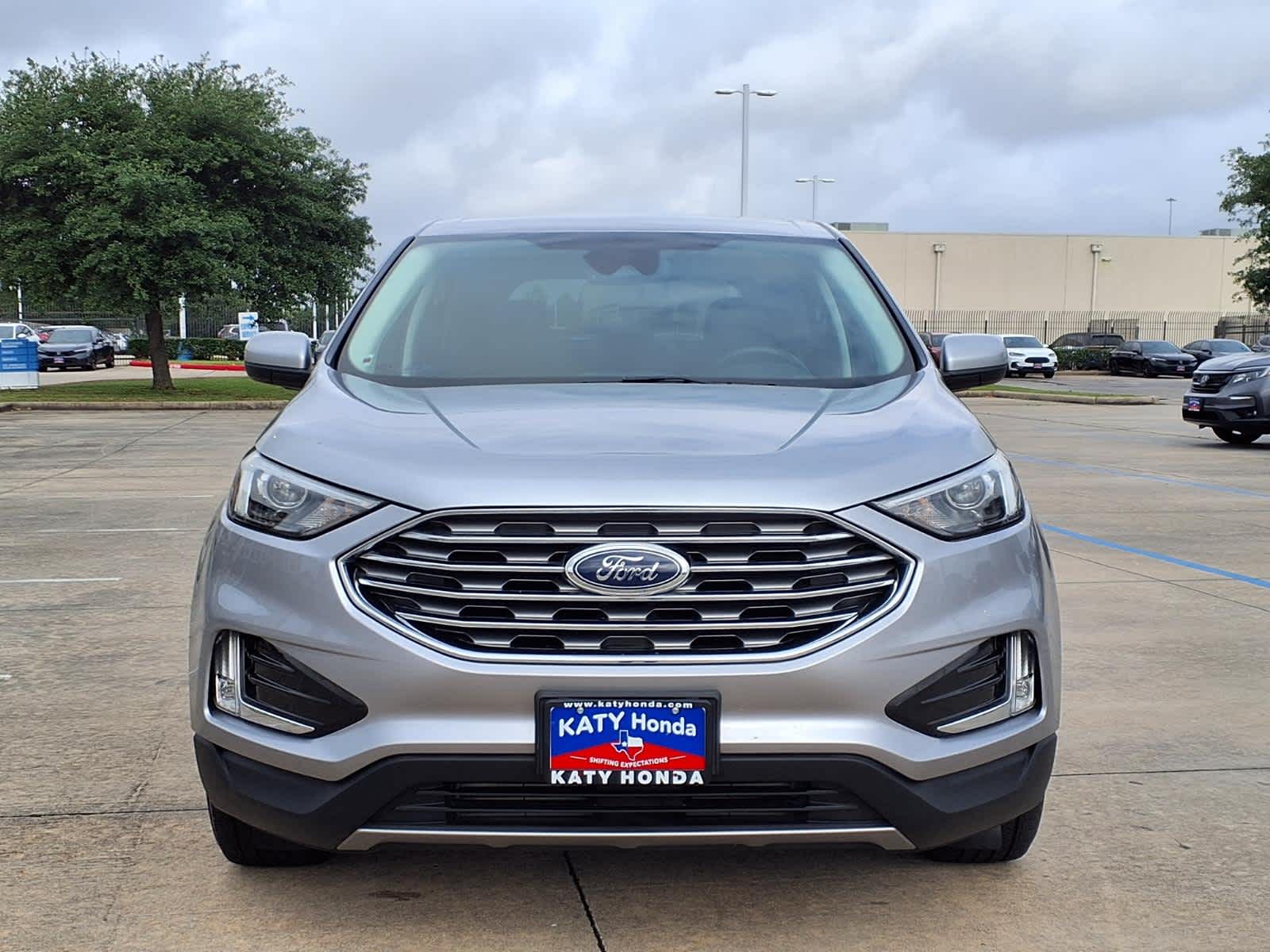 Thumbnail: 2022 Ford Edge - 2