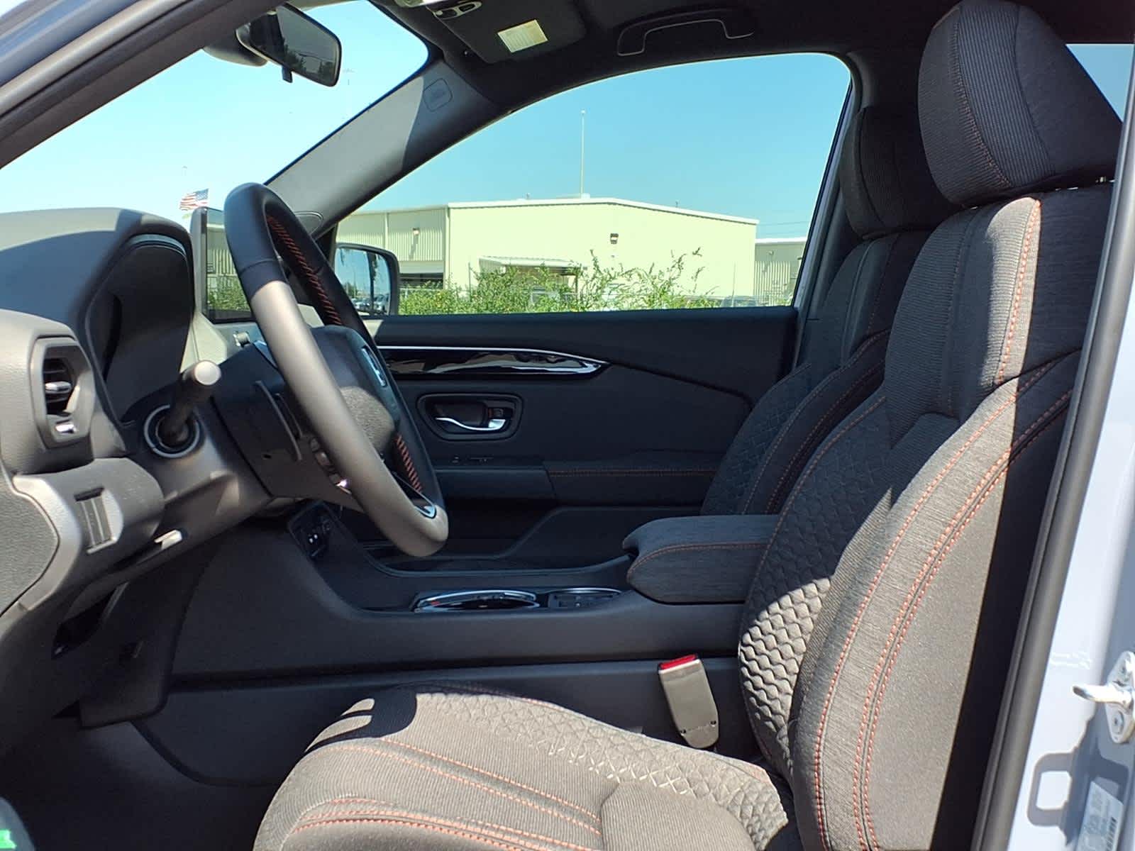 Thumbnail: 2026 Honda Pilot - 10