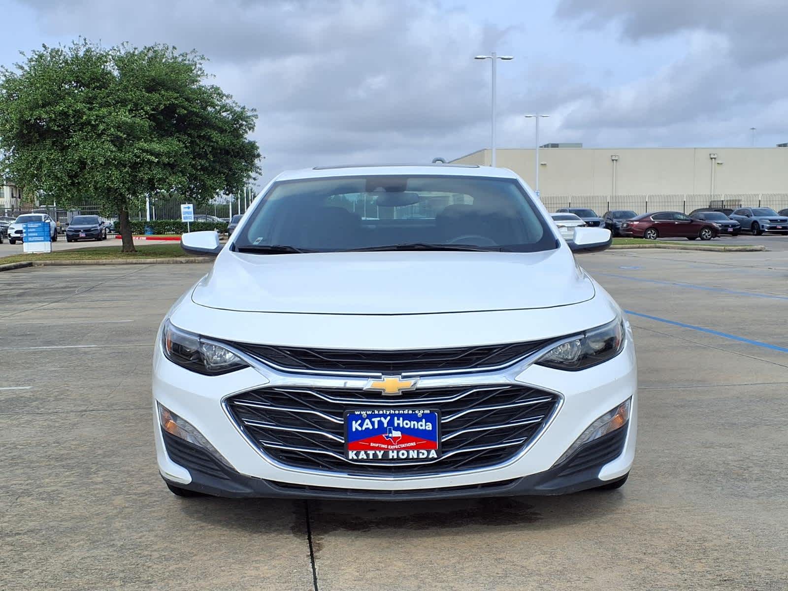 Thumbnail: 2024 Chevrolet Malibu - 3