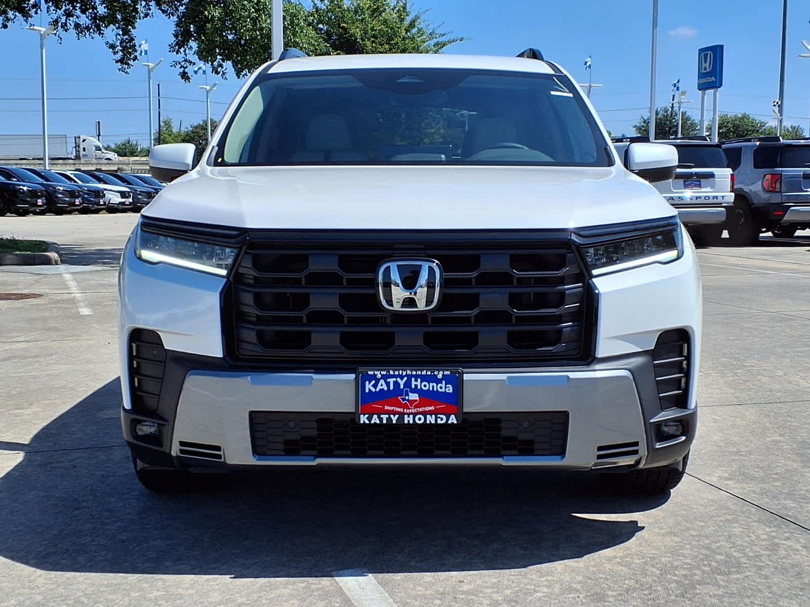Thumbnail: 2026 Honda Pilot - 6