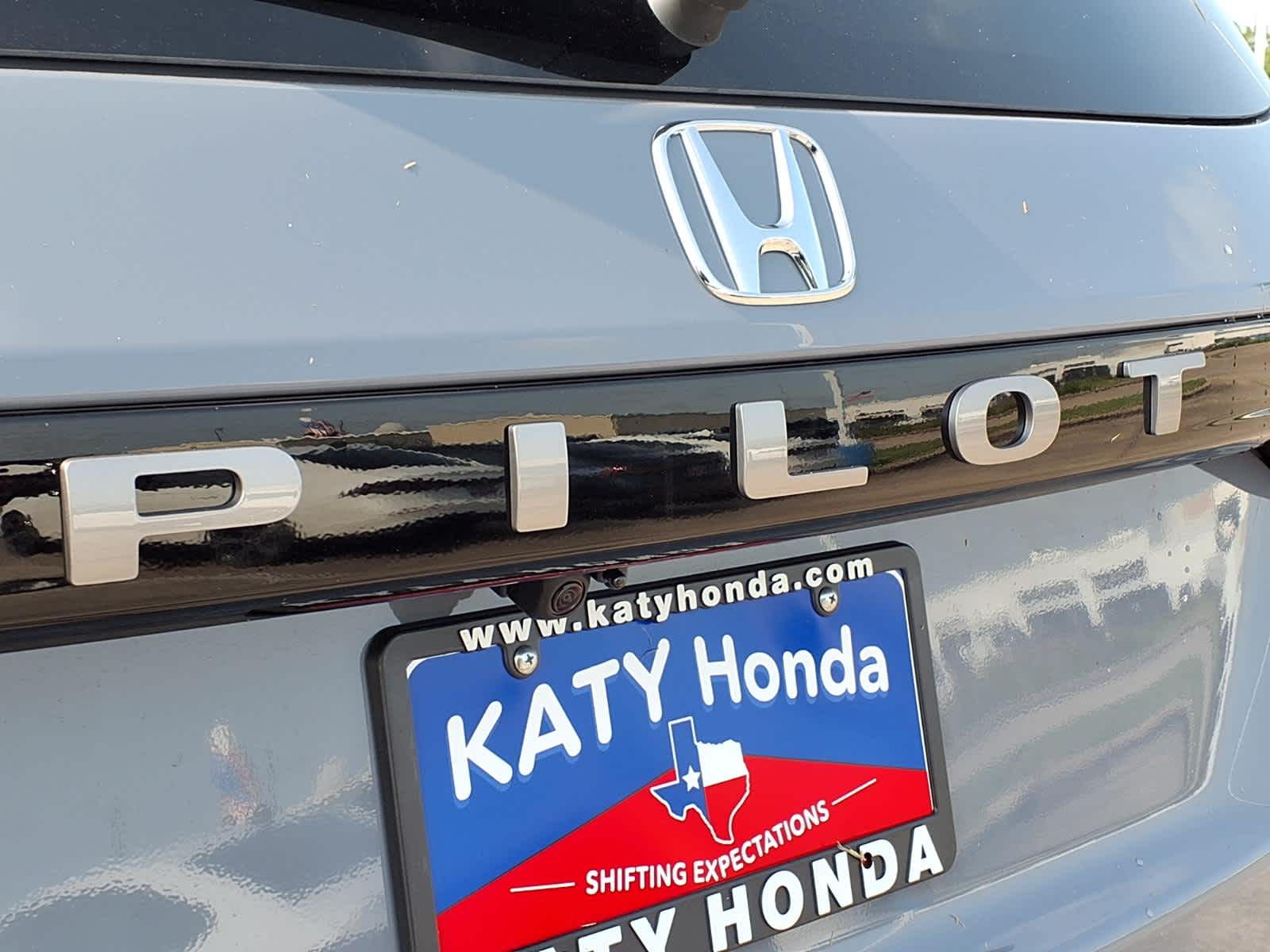 Thumbnail: 2026 Honda Pilot - 7