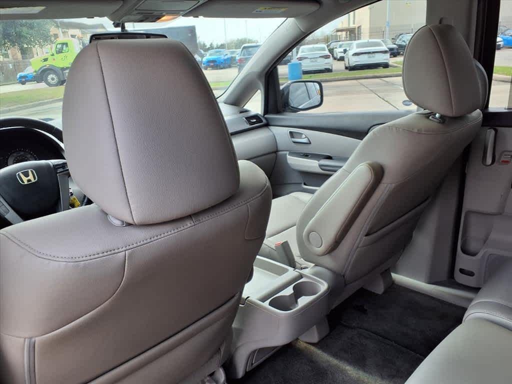 Thumbnail: 2013 Honda Odyssey - 11