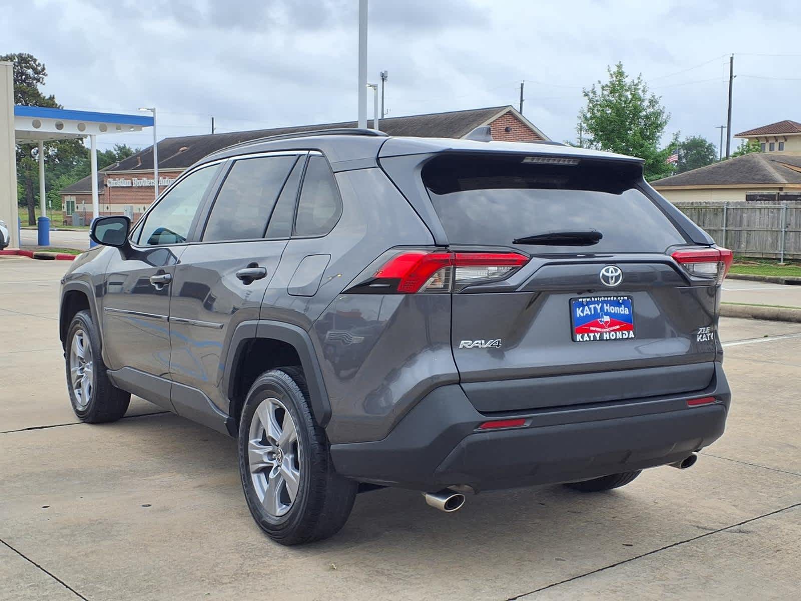 Thumbnail: 2022 Toyota RAV4 - 5