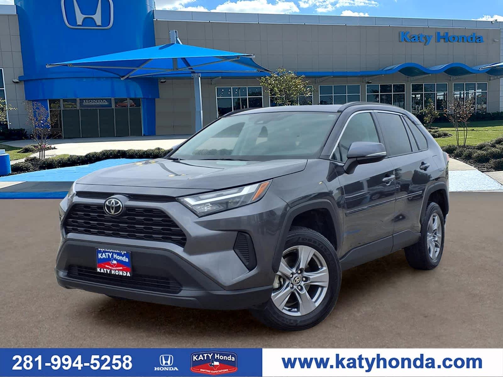 Thumbnail: 2022 Toyota RAV4 - 1