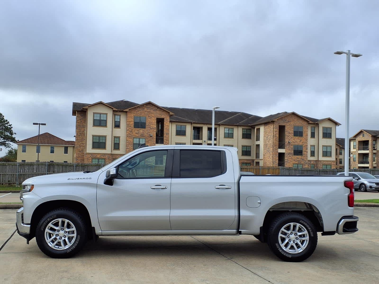 Thumbnail: 2020 Chevrolet Silverado 1500 - 4