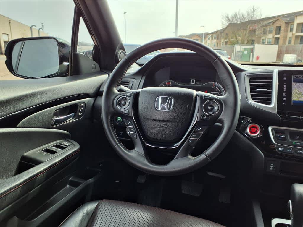Thumbnail: 2019 Honda Ridgeline - 16