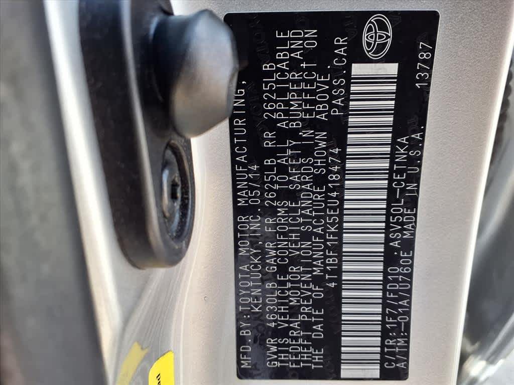 Thumbnail: 2014 Toyota Camry - 25