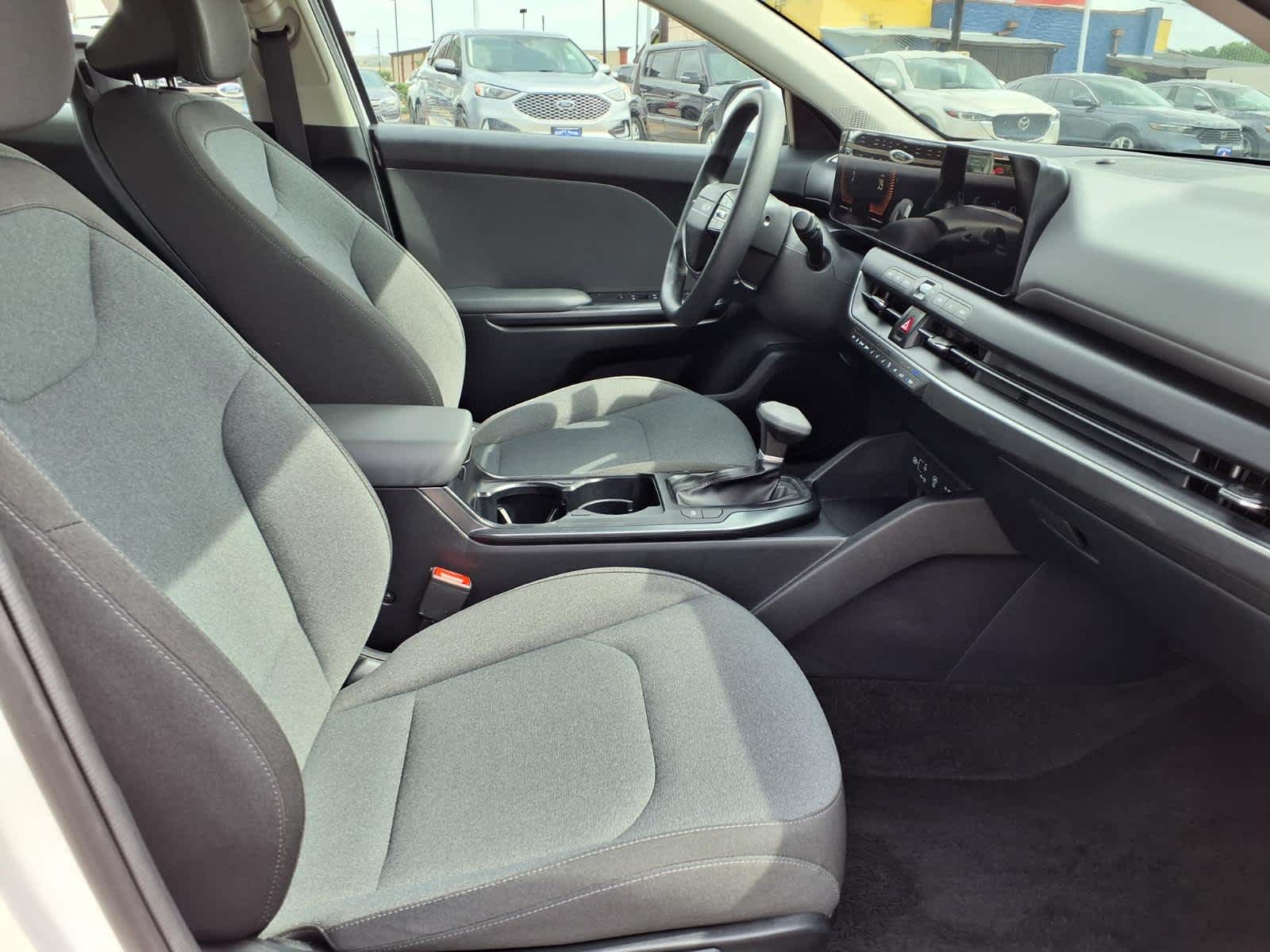 Thumbnail: 2025 Kia K4 - 14