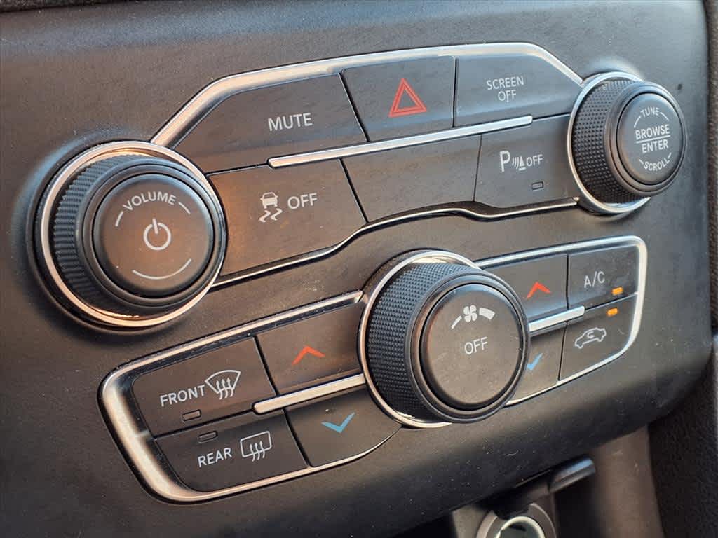 Thumbnail: 2022 Dodge Charger - 19