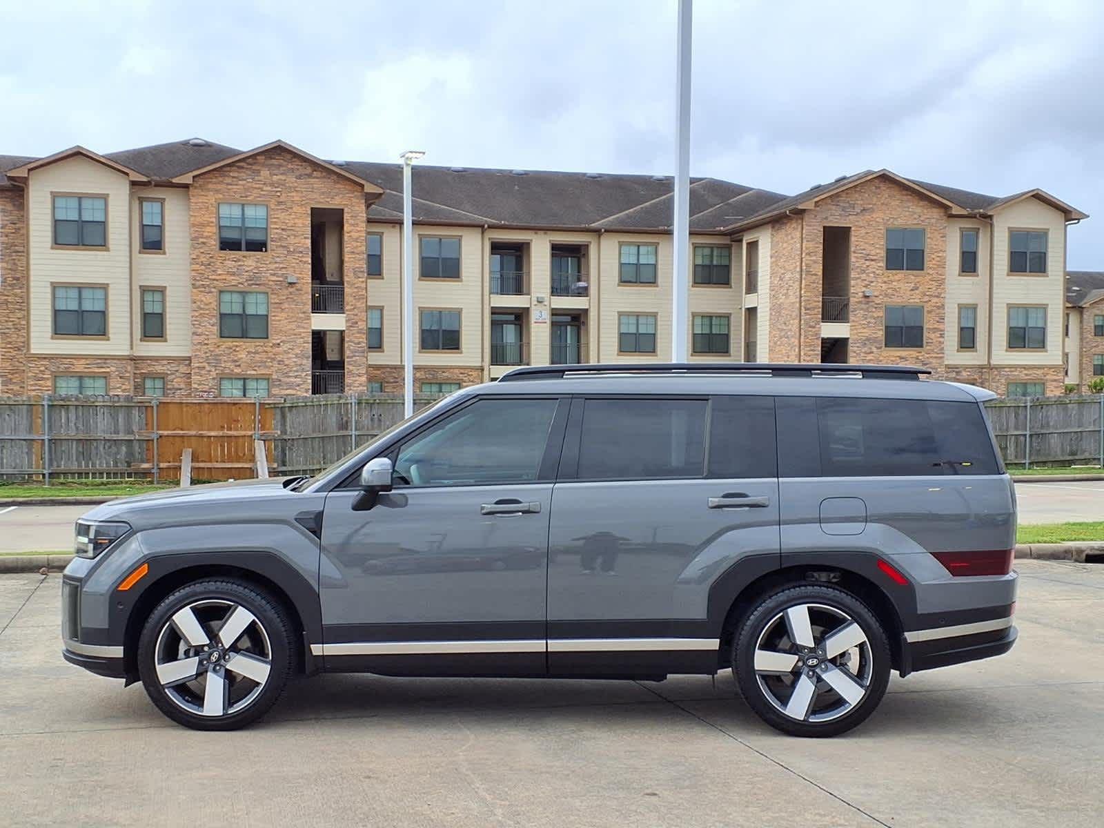 Thumbnail: 2024 Hyundai Santa Fe - 4