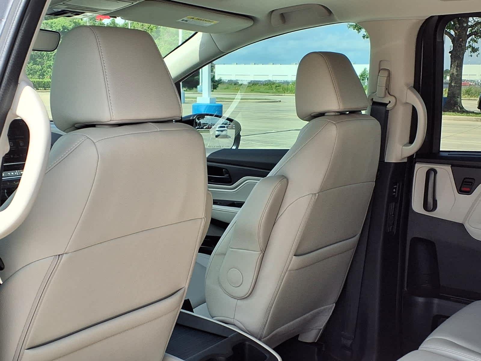 Thumbnail: 2026 Honda Odyssey - 11